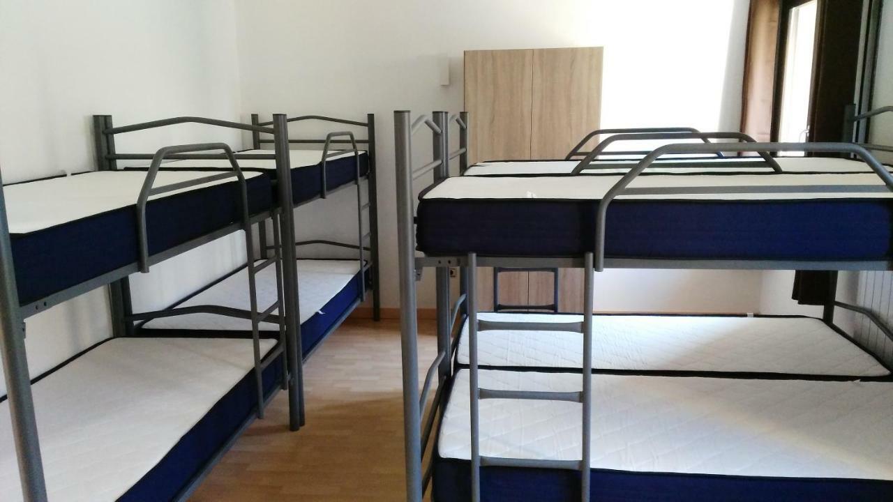 Albergue De Benabarre-Calumet מראה חיצוני תמונה